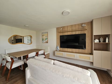 Top Airbnb: Surf Bay House: Pool and Sea in Puerto Viejo in San Antonio