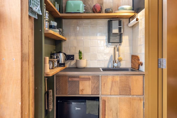 Little Oneroa Beach Studio - Waiheke Island