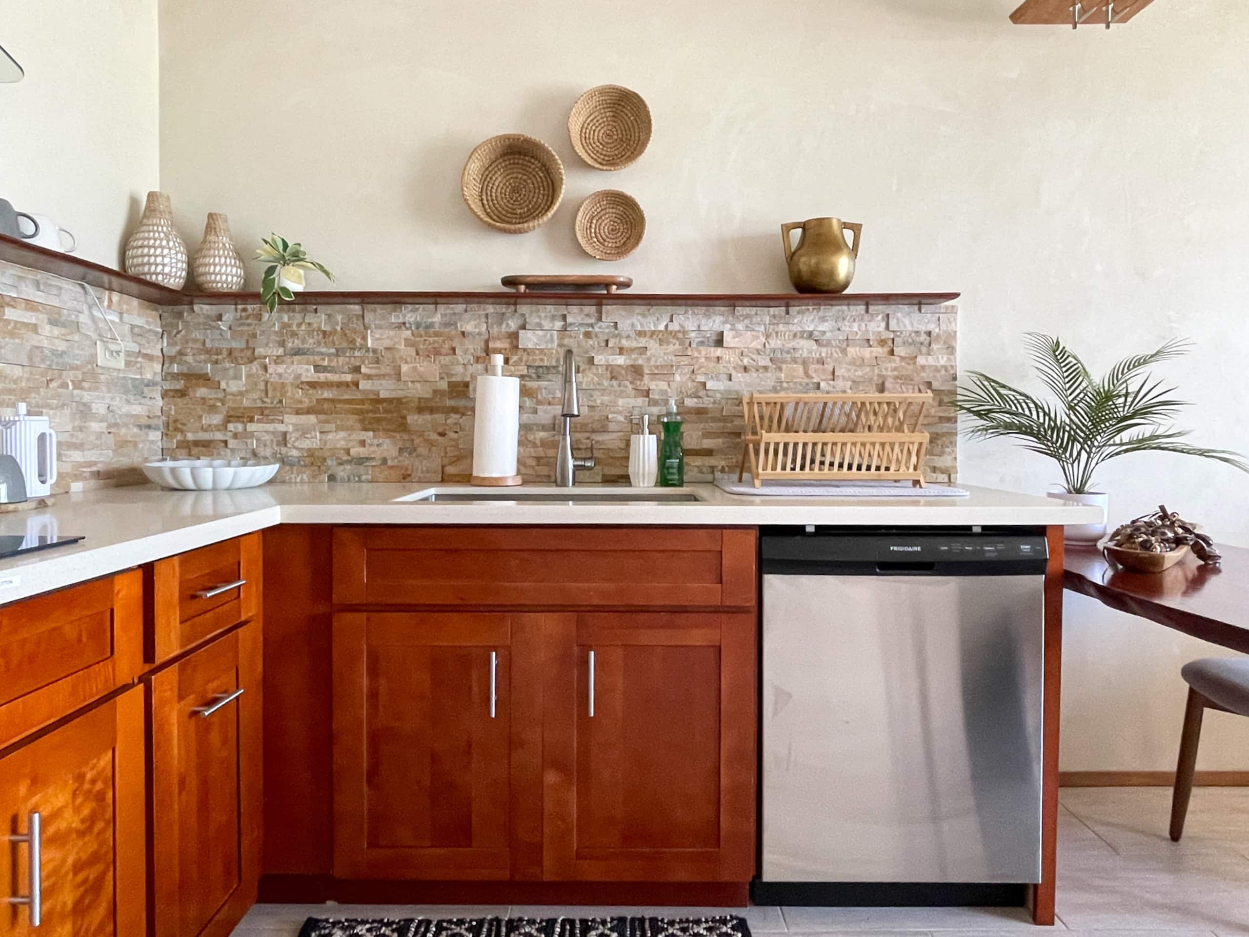 Cozy Coastal Condo — Paia, Maui - Photo 6