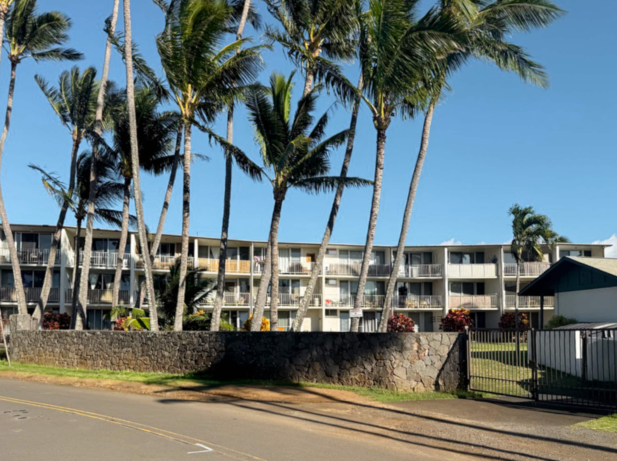 Cozy Coastal Condo — Paia, Maui - Photo 14