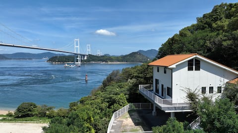 A villa located in a national park overlooking the Kurishima Strait and the Kurishima Strait Bridge,