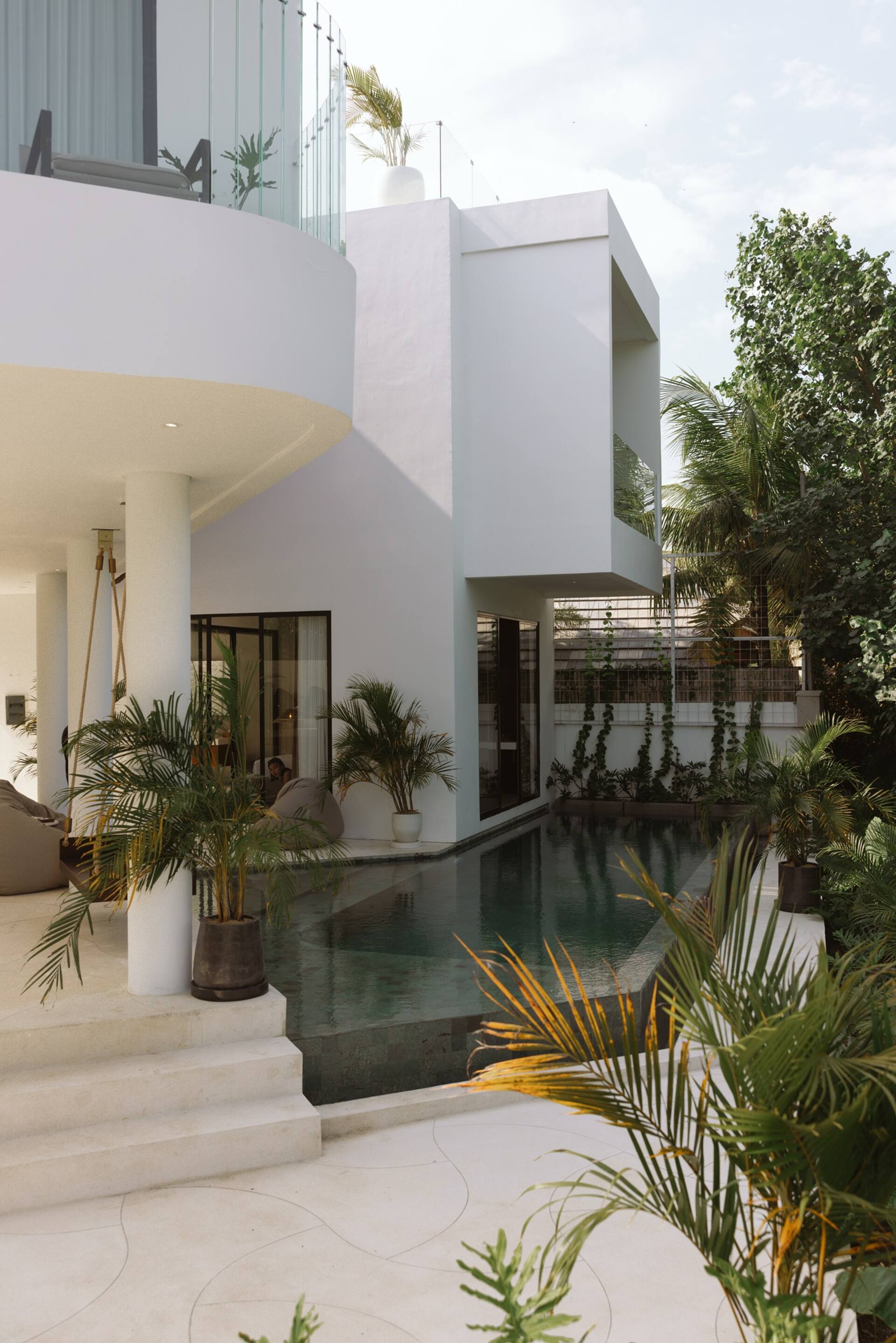 Lush Riverside Estate 5 Bedroom Private Villa in Canggu 3