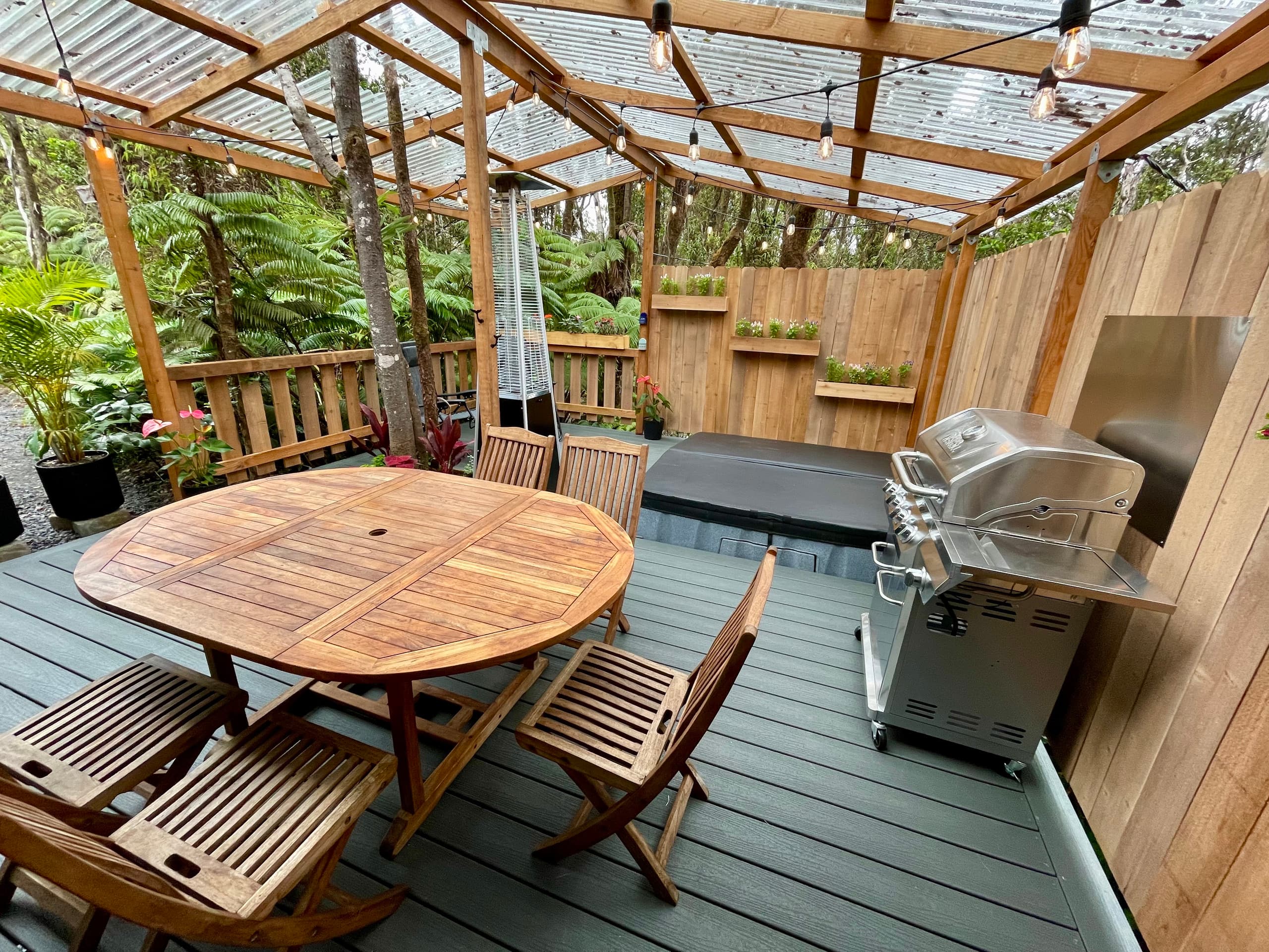 Home in Volcano · ★4.99 · 2 bedrooms · 3 beds · 2 baths - Image 22