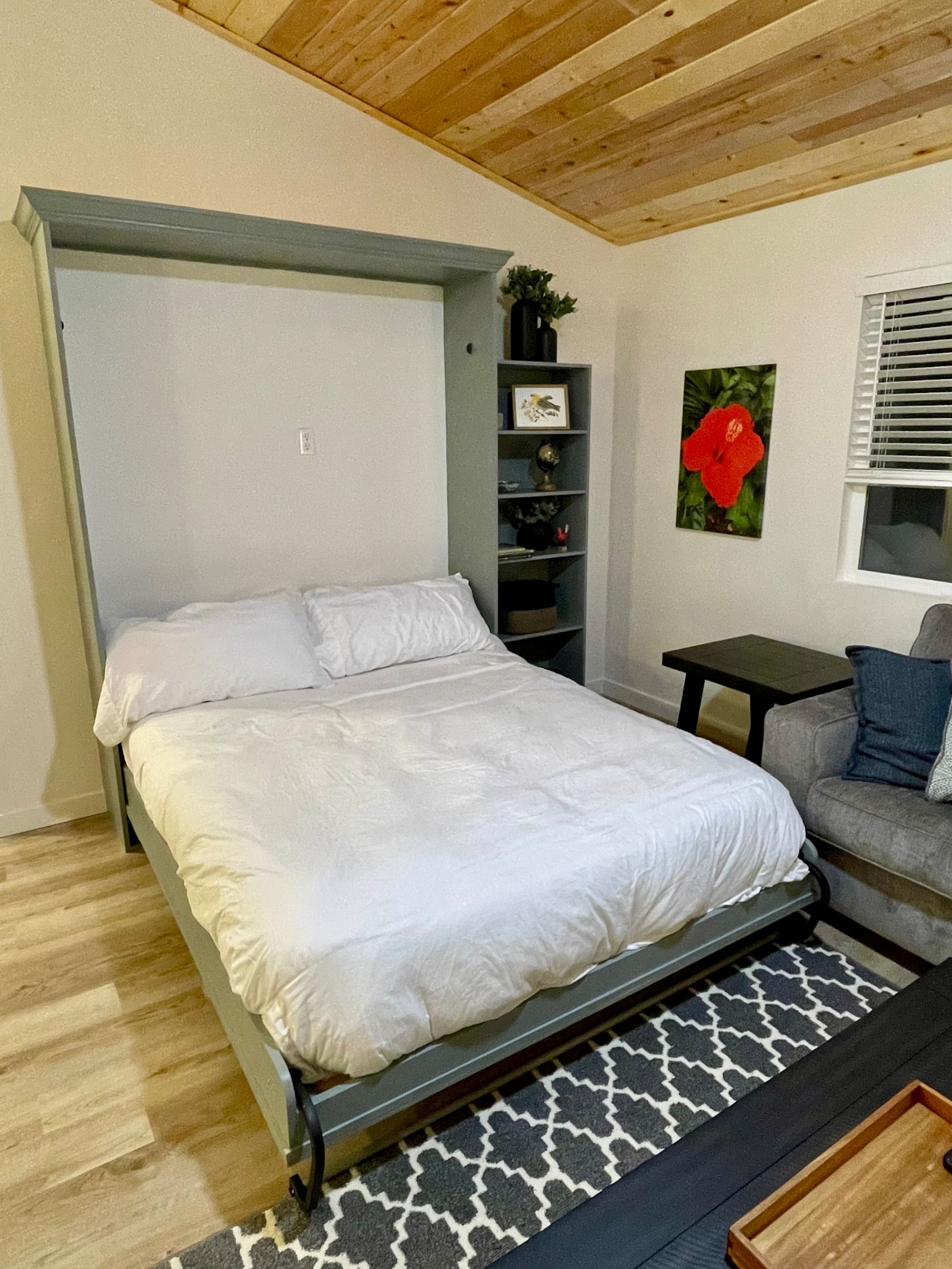 Home in Volcano · ★4.99 · 2 bedrooms · 3 beds · 2 baths - Image 2