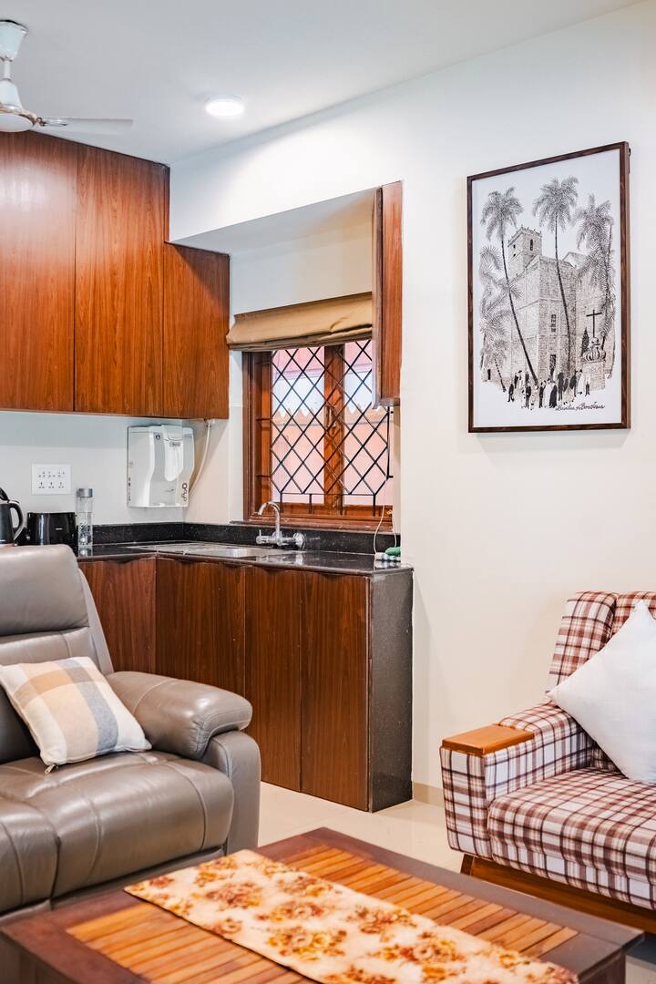 Full kitchen image 2