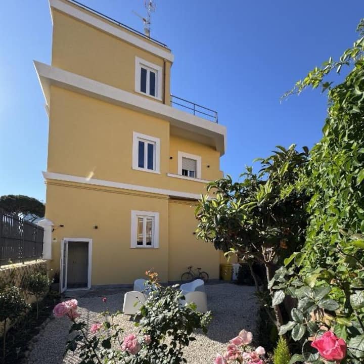 Vanvitelli Guest House_ Room1 - Civitavecchia