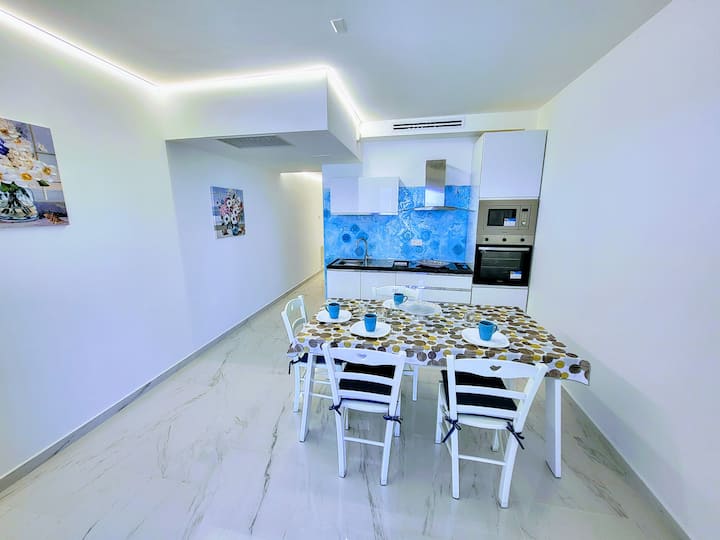 Pearl With Sea Access & Shared Pool - Altavilla Milicia