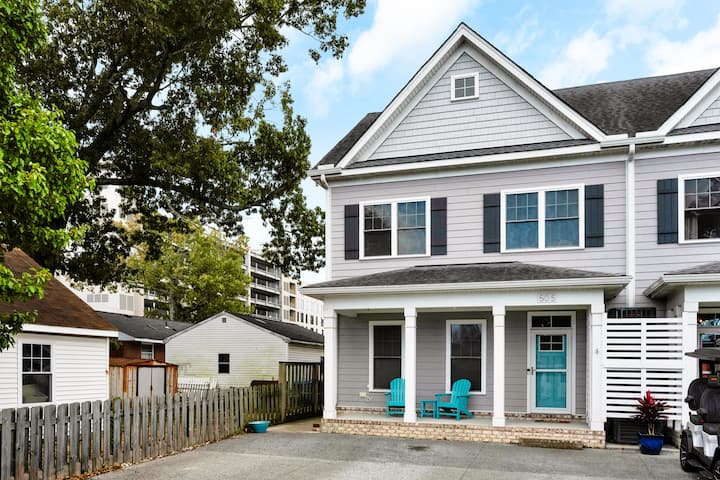 Vibe 4br  King Bed  Walk To Beach & Boardwalk - Virginia Beach, VA