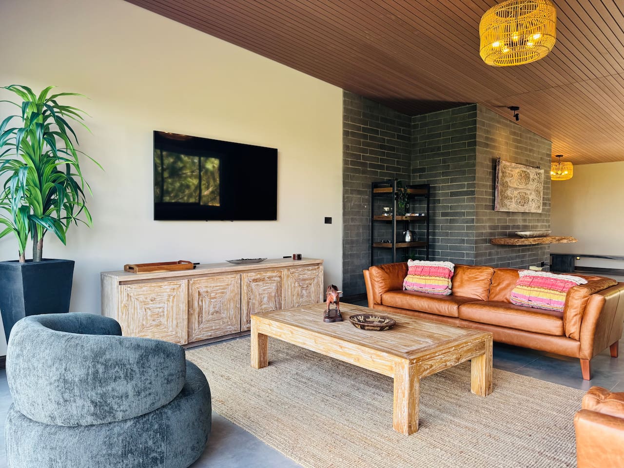 Exclusive Villa • Lake View + Forest