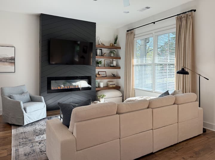 Main Street Townhouse In Flowery Branch~3br 2.5ba - 比福德