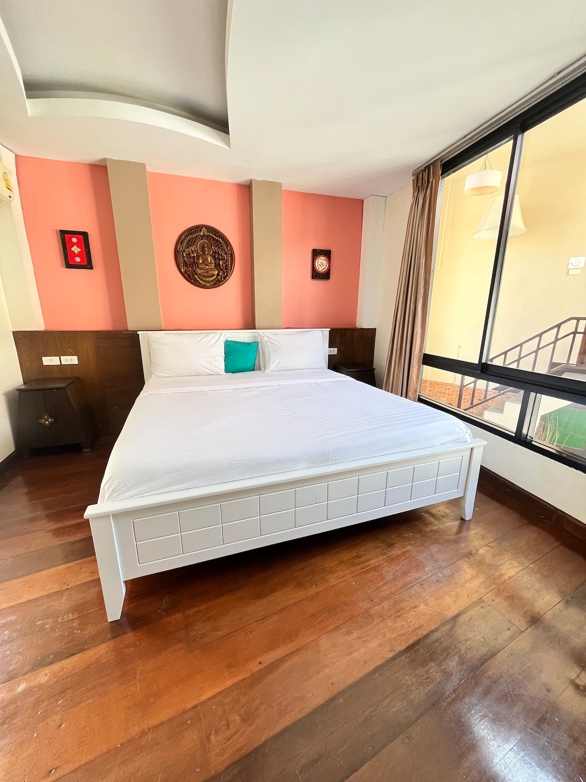 غرفة النوم 8