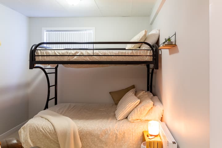 Lit superposé; 1 simple et 1 double