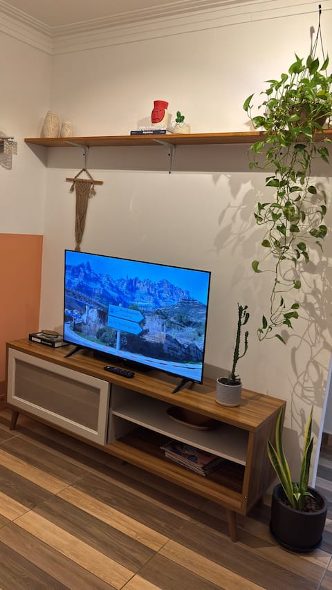 Top Airbnb: Apartment with 2 bathrooms • 10 min from the beach • Up to 6 guests in São Luís