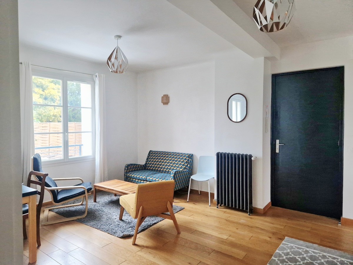 Successful Airbnb property: 3 bedrooms at the Portes de Paris space & comfort in Issy Les Moulineaux