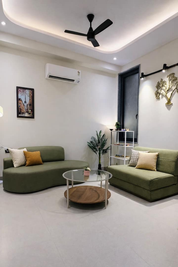 Luxe 1 Bhk•golf Course•boho Balcony•forest View - 古爾岡