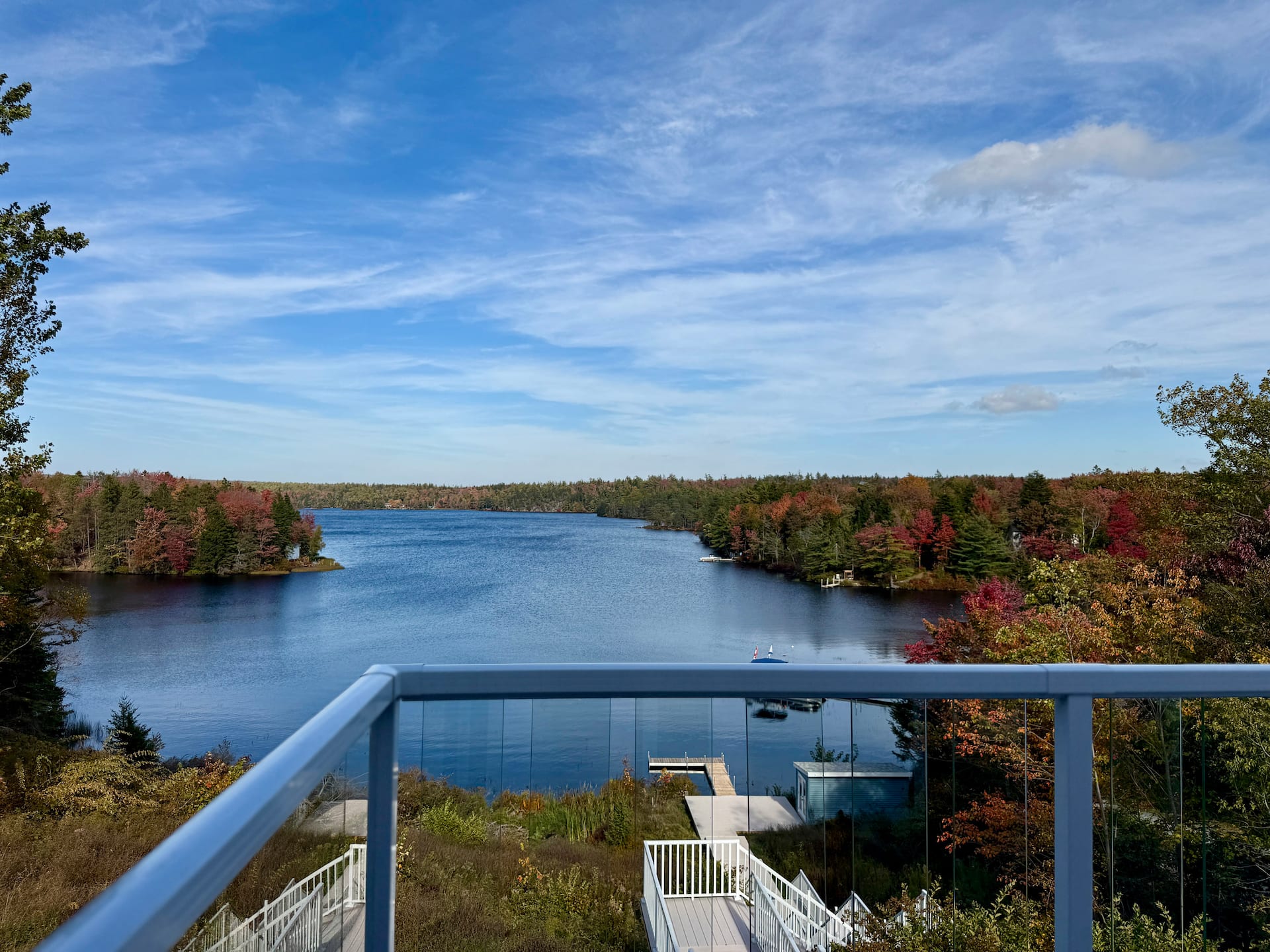 Amazing Lakeview 5bdr House in Fall River