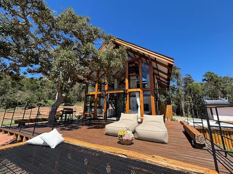 Chalet with hot tub in the mountains of Minas Gerais