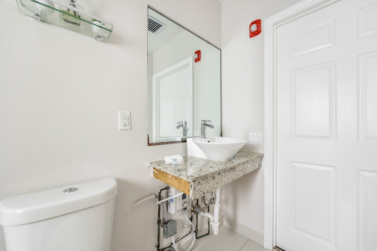 Ocean Kitchenette Suite