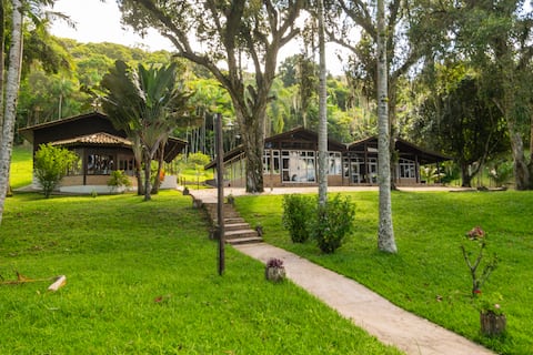 Remanso da Ilha, 80 km from Curitiba.