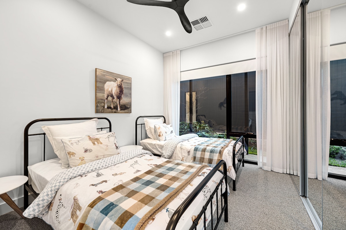 საძინებელი 4