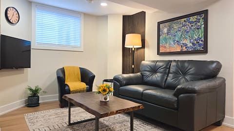 Popular Airbnb listing: Entire basement apartment with separate entrance in Oakville