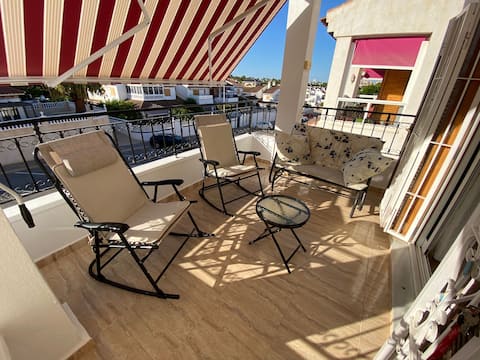 Top performing Airbnb: 4. Mil Palmeras 3 in Pilar De La Horadada