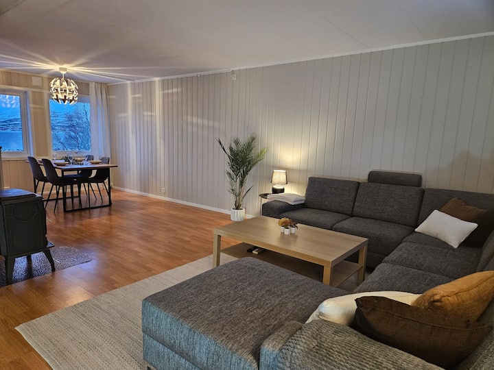 Koselig Hus Sentralt I Tromsø - Tromsø