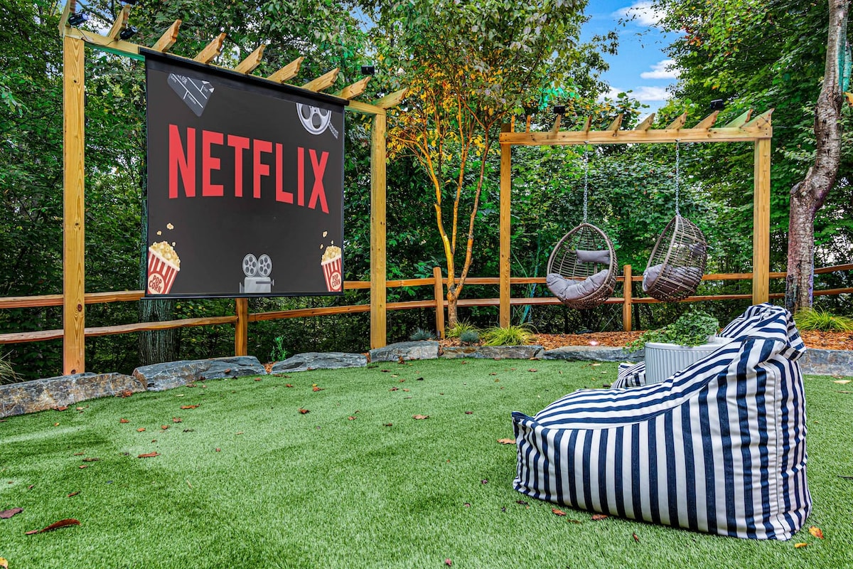 Outdoor Netflix theater