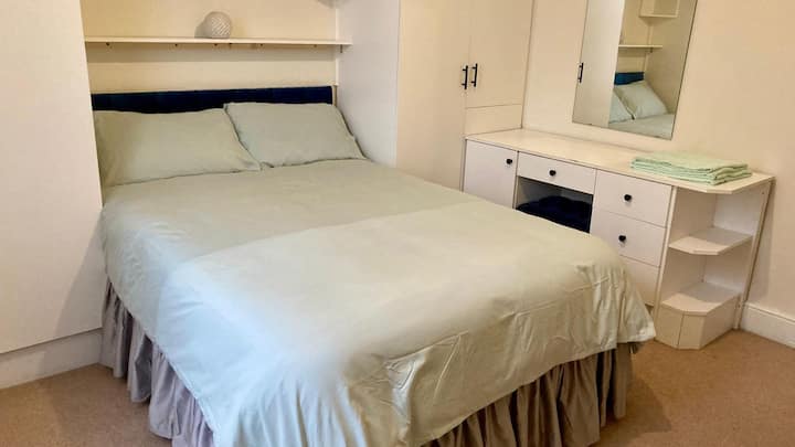 საძინებელი 2