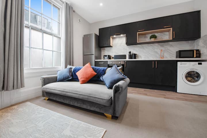 Whiskawayhomes - Shaw Street - Apartment 6 - Malvern