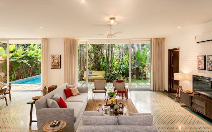 Living room image 5