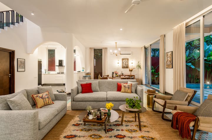Living room image 2