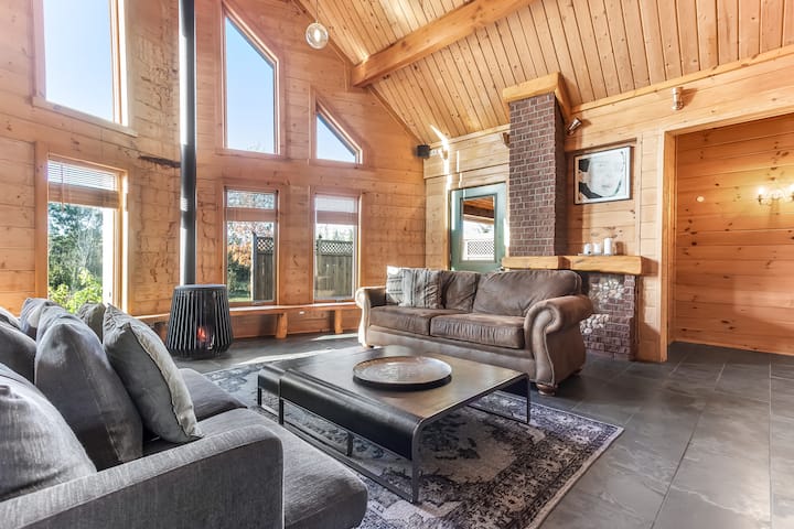 Luxury Nordic Log Cabin Retreat – Grímsnes - Islandia