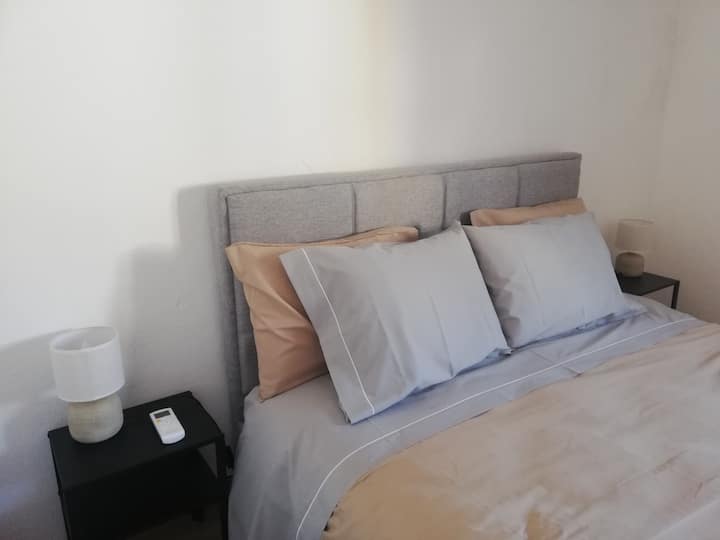 غرفة النوم 2