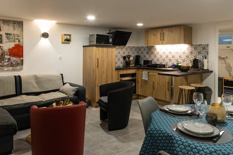 Airbnb performant: Apartment with HOT TUB and Electric Charging Station at Corinne and Gilles' à Bas Rhin
