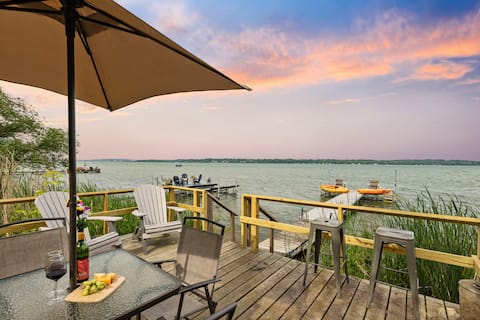 New Cayuga Lakefront House on Wine Trail with Dock