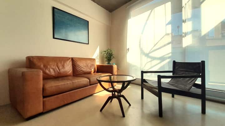 Two-room apartment with private terrace in Belgrano