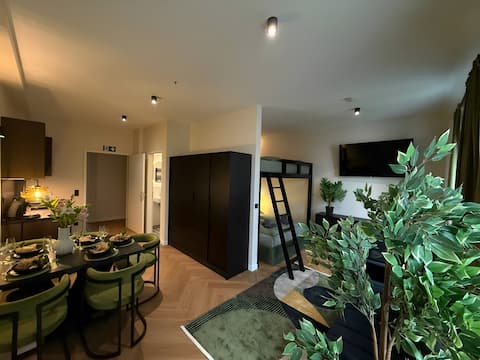 Successful Airbnb property: Bright Flat with Balcony in Charlottenburg_AP04 in Charlottenburg