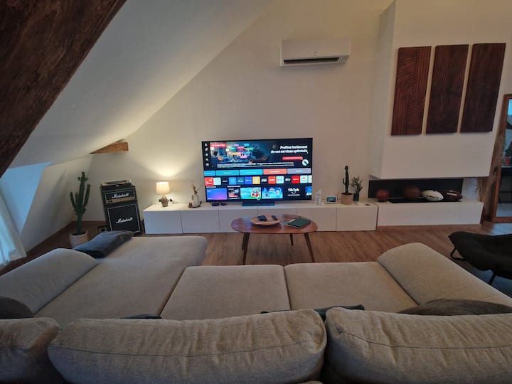 Loft éLégant Dans 
Centre Historique - Bourges