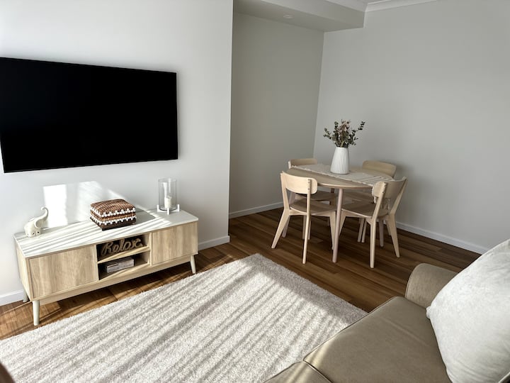 Modern 2br Home | Ideal For Couples Or Friends - Hervey Bay