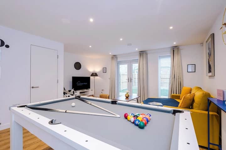 Modern 3-bed House | Pool Table | Free Parking - Mánchester