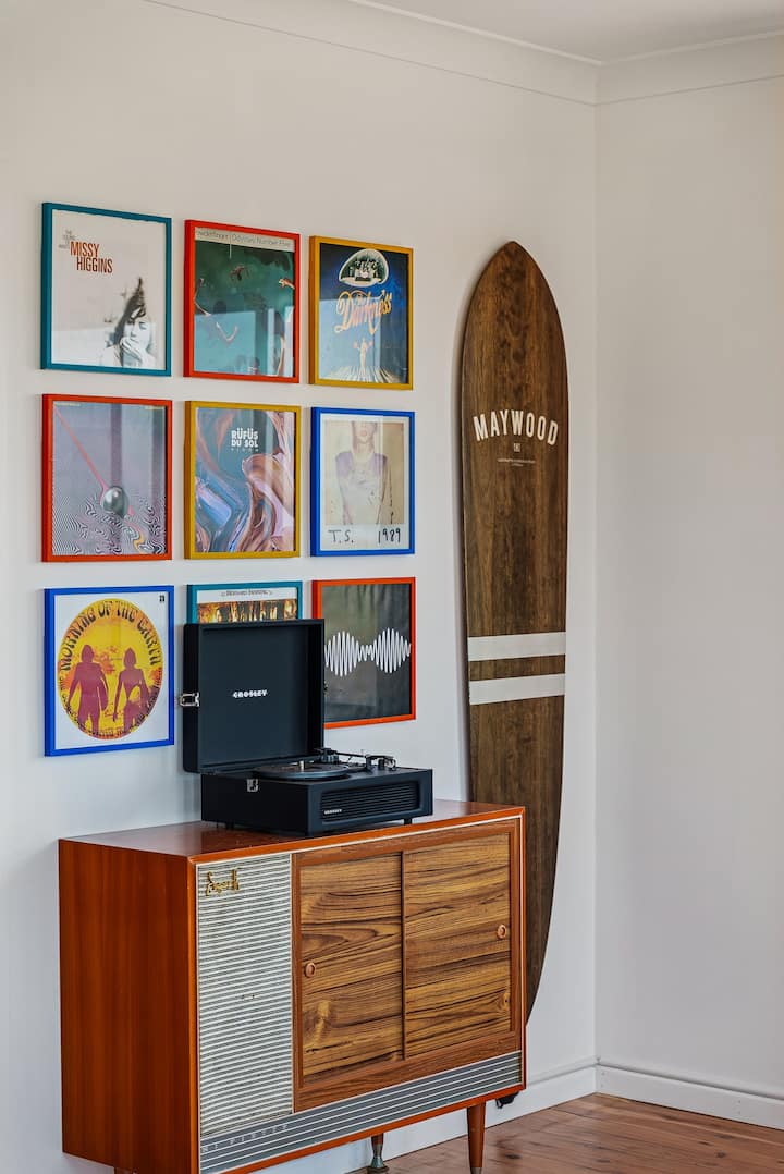 The Spot | Absolute Beachfront 70s Home - Wooli