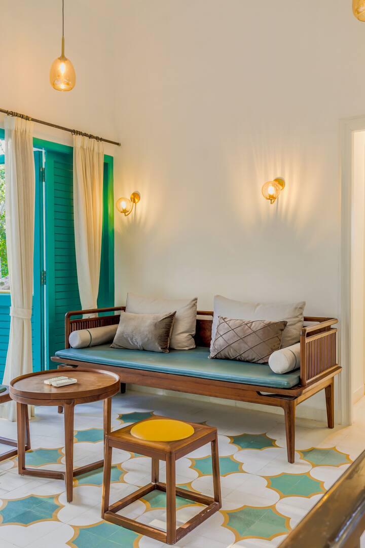 ELIVAAS Casa Lotus-Secondary · Villa W/ Pvt Pool, Garden Lounge & Scenic Balcony