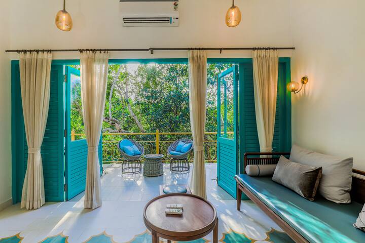 ELIVAAS Casa Lotus-Secondary · Villa W/ Pvt Pool, Garden Lounge & Scenic Balcony