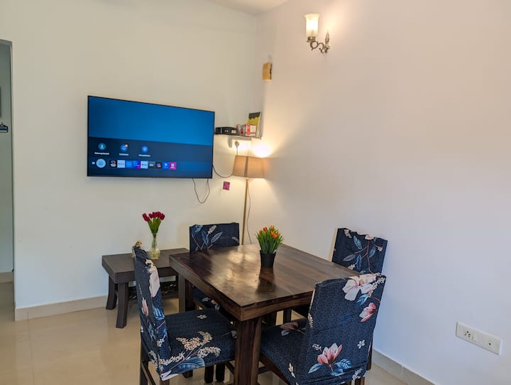 Living room image 12