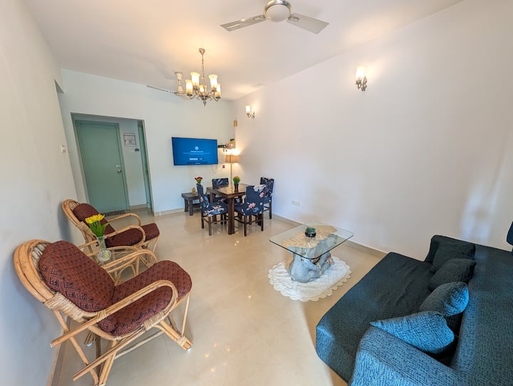 Living room image 9