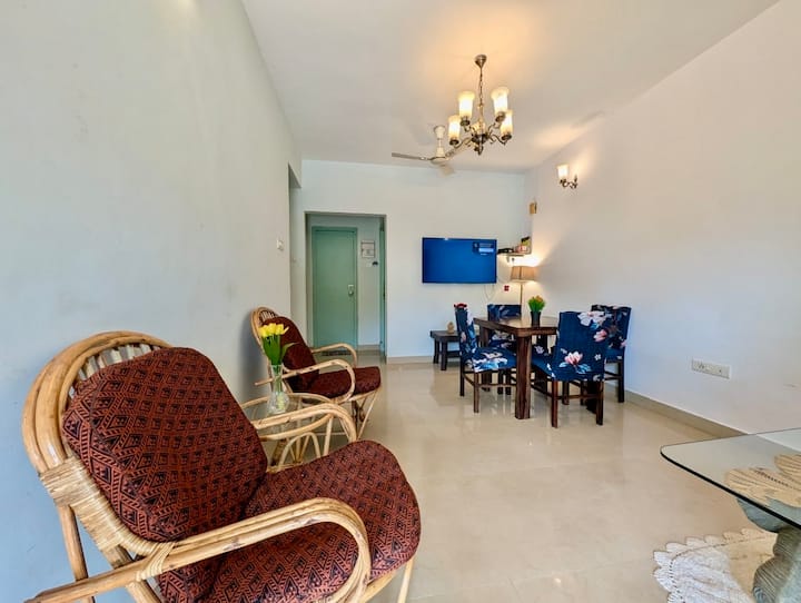 Living room image 2