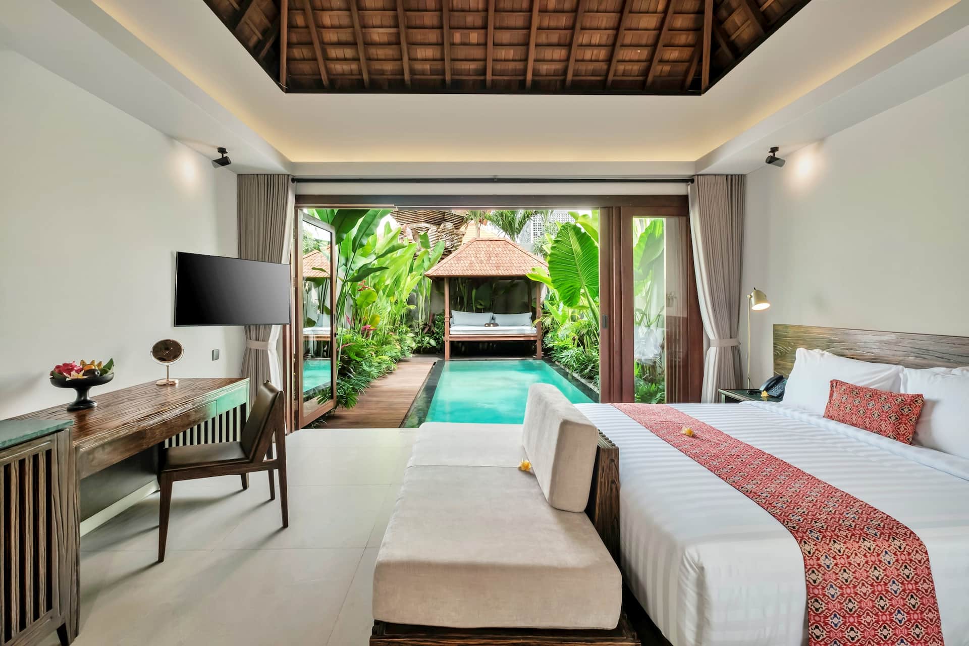 Sweet Honeymoon Hideaway 1 Bedroom Private Villa in Ubud 3