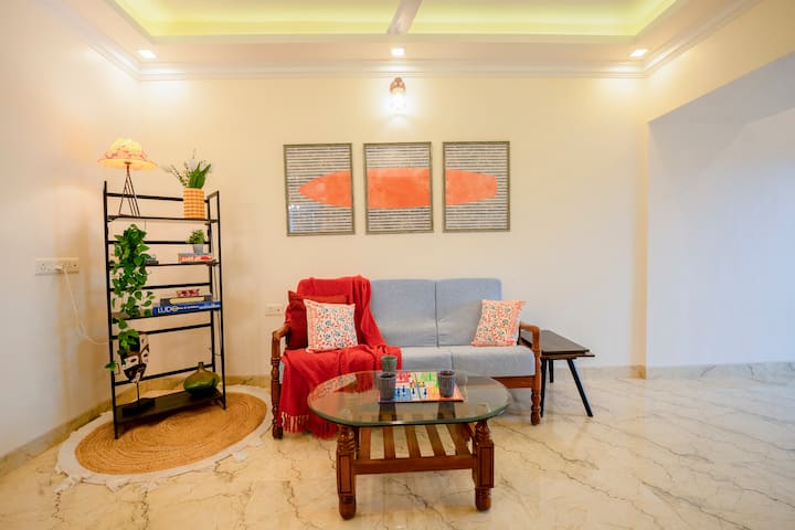 Living room 2 image 5