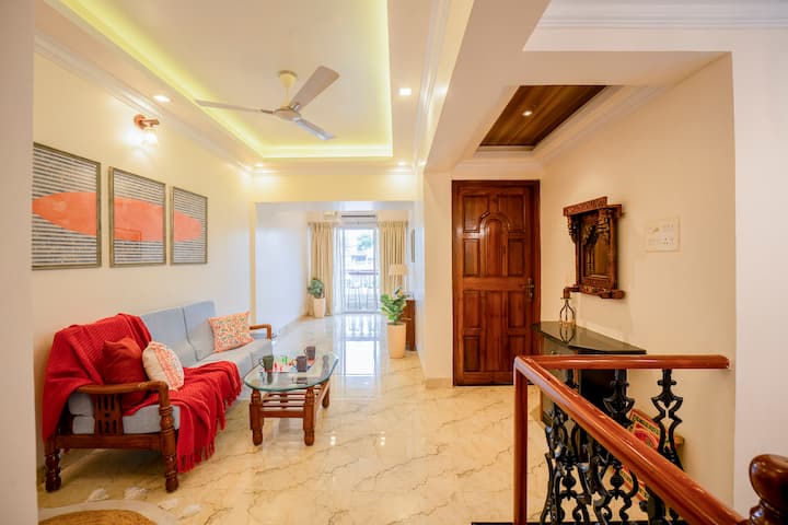 Living room 2 image 2